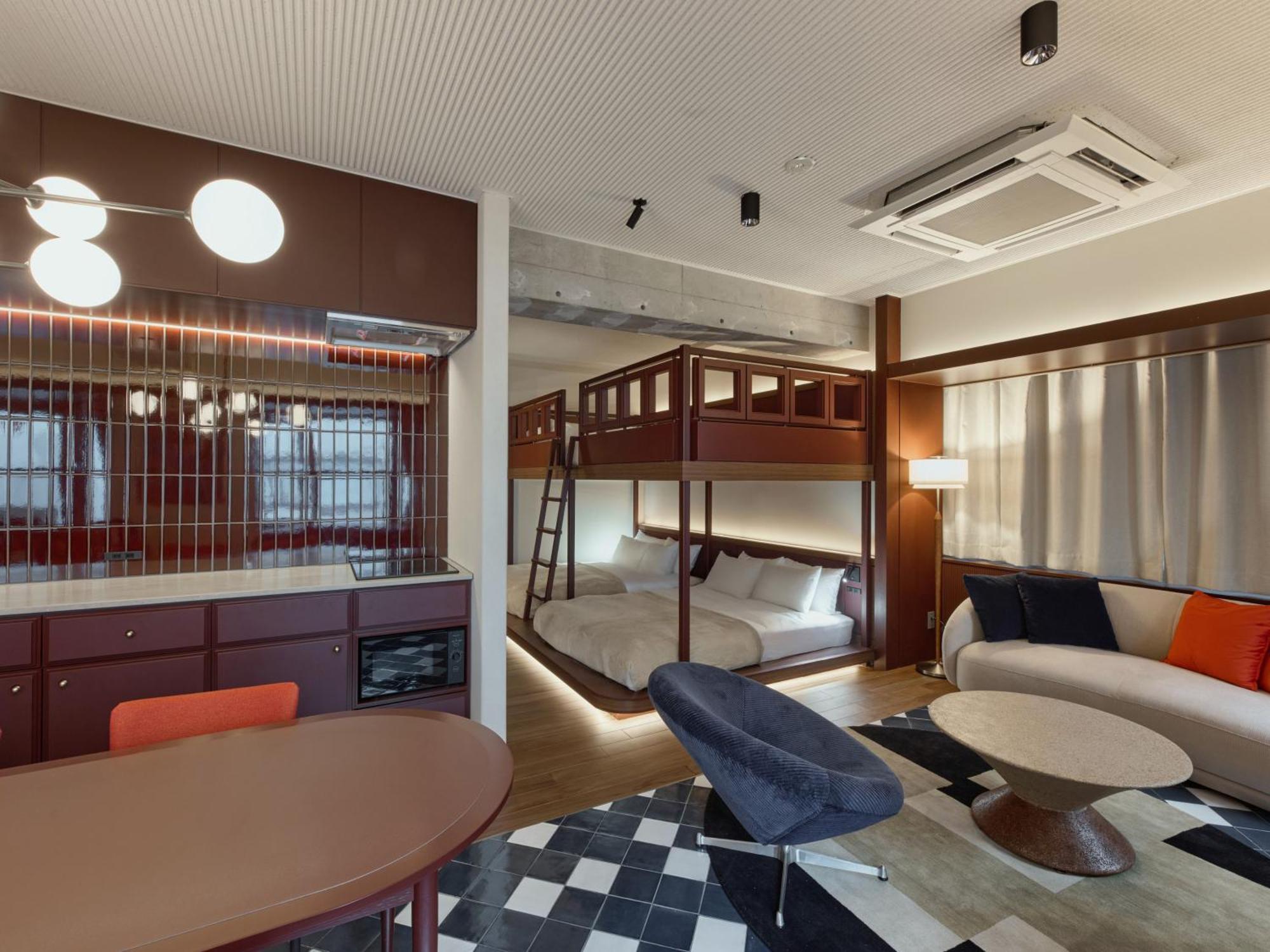 Illi Tex Aoyama — Photos 2